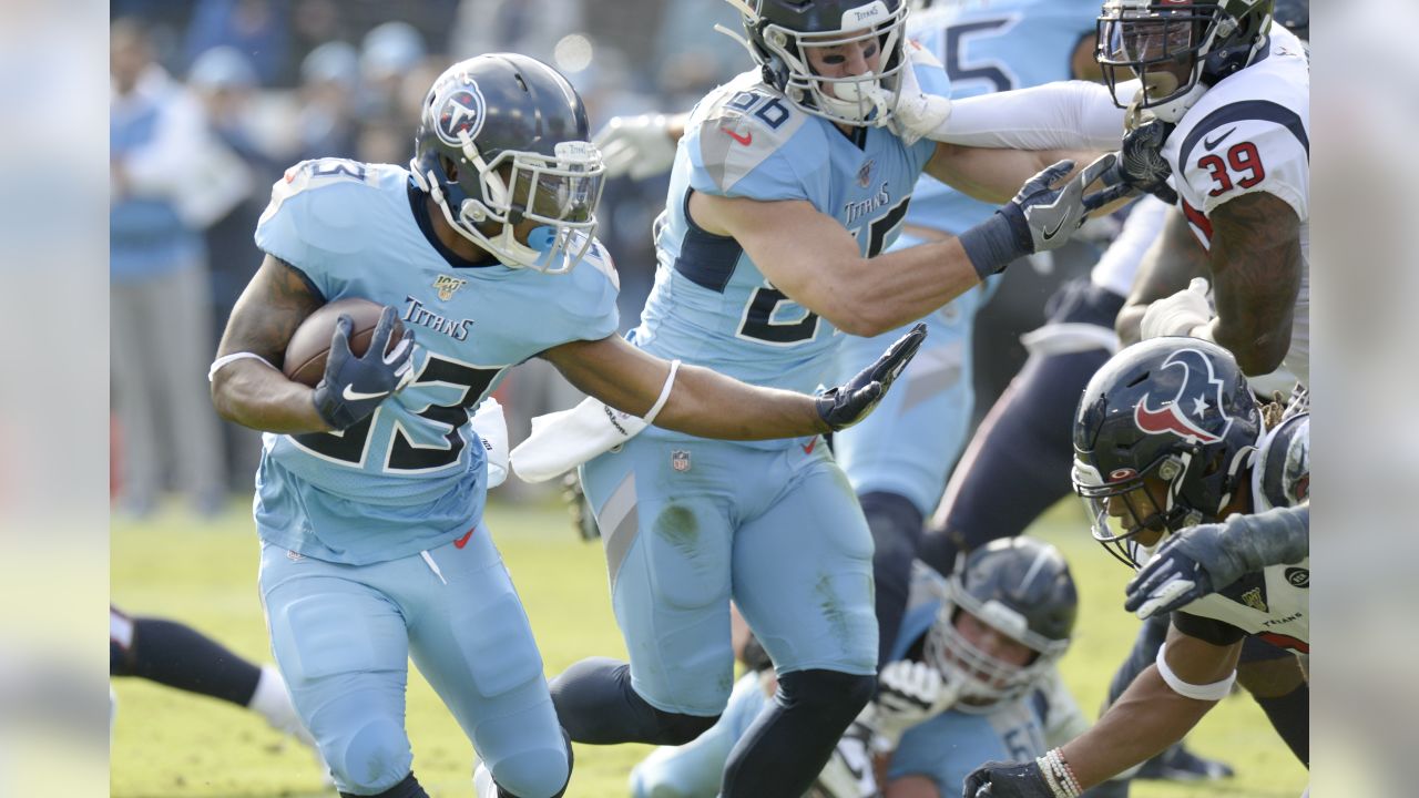 Houston Texans quarterback Deshaun Watson scrambles against the Tennessee  Titans in the first half of an NFL football game Sunday, Dec. 15, 2019, in  Nashville, Tenn. (AP Photo/Mark Zaleski Stock Photo - Alamy