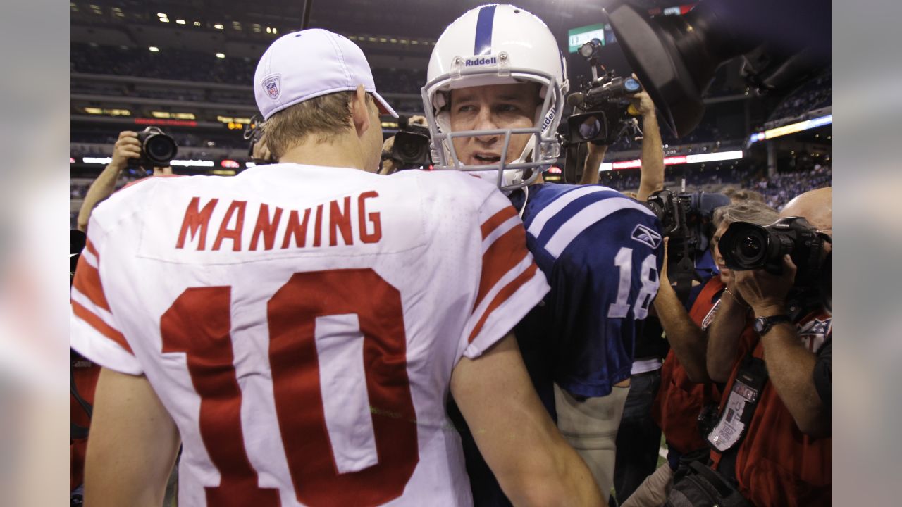 Peyton Manning, Eli Manning reflect on 25 years of passing academy