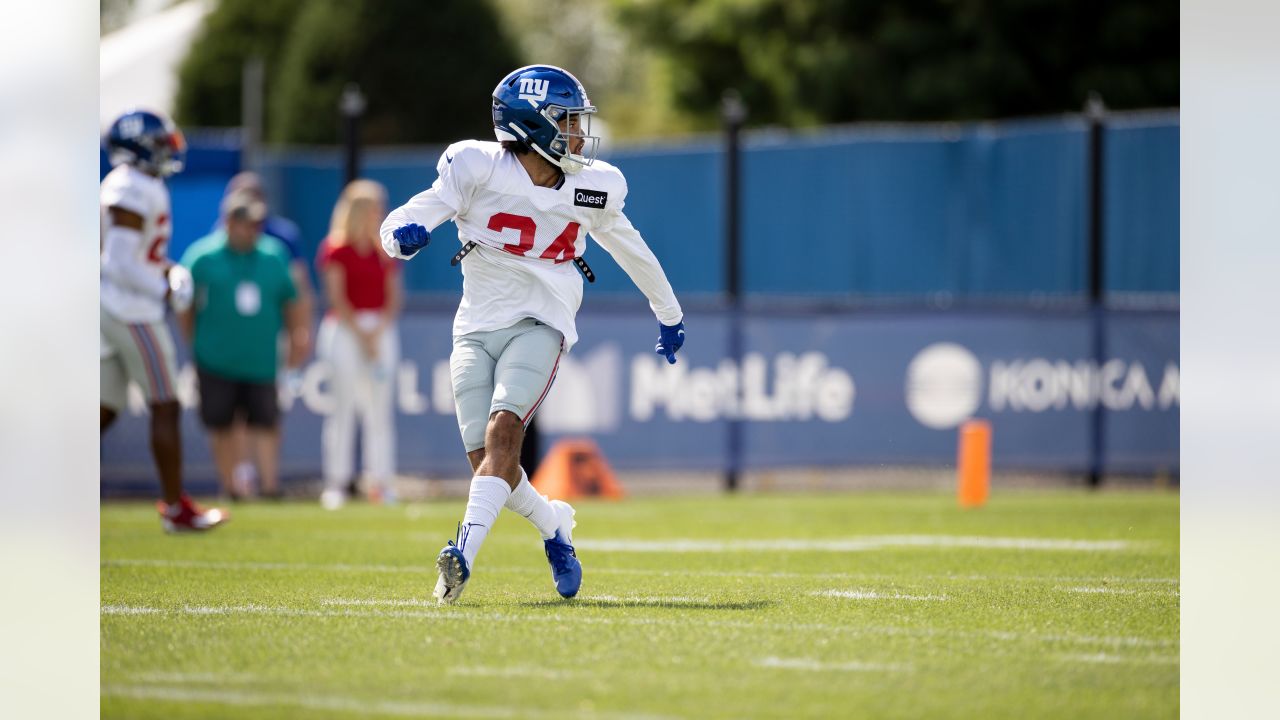 New York Giants safety Nathan Meadors (34) in action against the