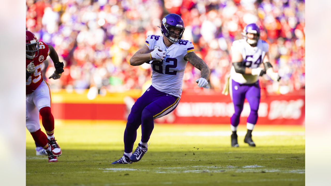 New York Giants tight end Kyle Rudolph (80) runs up the field during an NFL  football game against the Denver Broncos, Sunday, Sept. 12, 2021, in East  Rutherford, N.J. The Denver Broncos