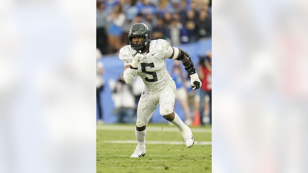 Kayvon Thibodeaux to skip senior season at Oregon, enter NFL draft