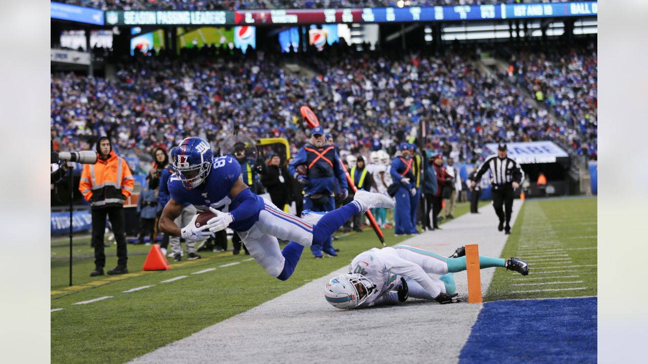 Dolphins-Giants game delayed by lightning in New Jersey - NBC Sports