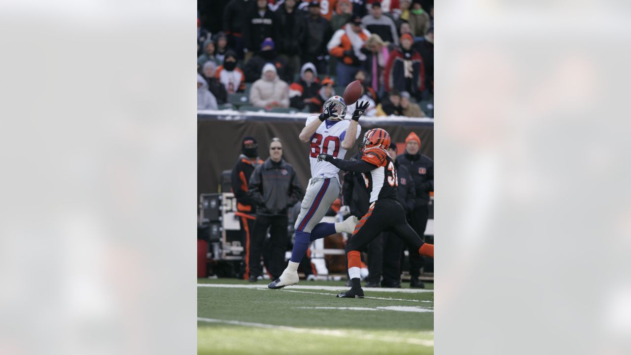 CINCINNATI, OH - DECEMBER 26: Cincinnati Bengals tight end C.J.