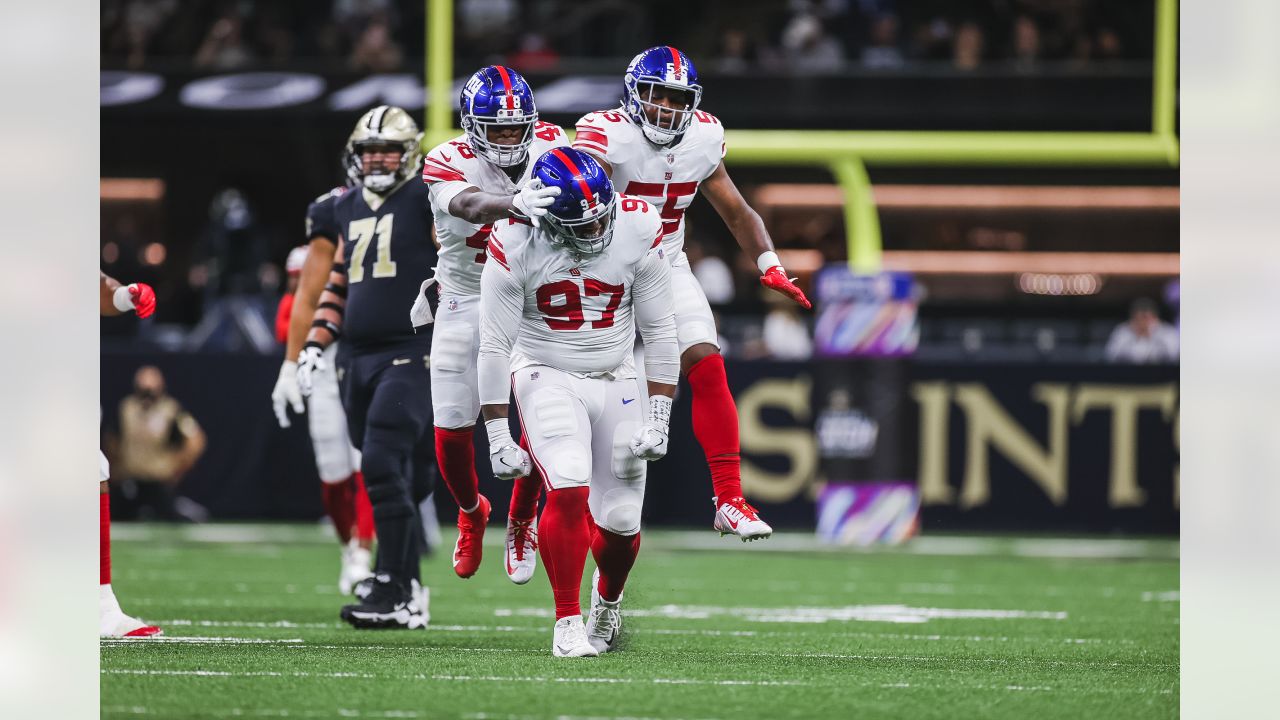 Saquon Barkley helps Giants to victory over the Saints with trademark TD run