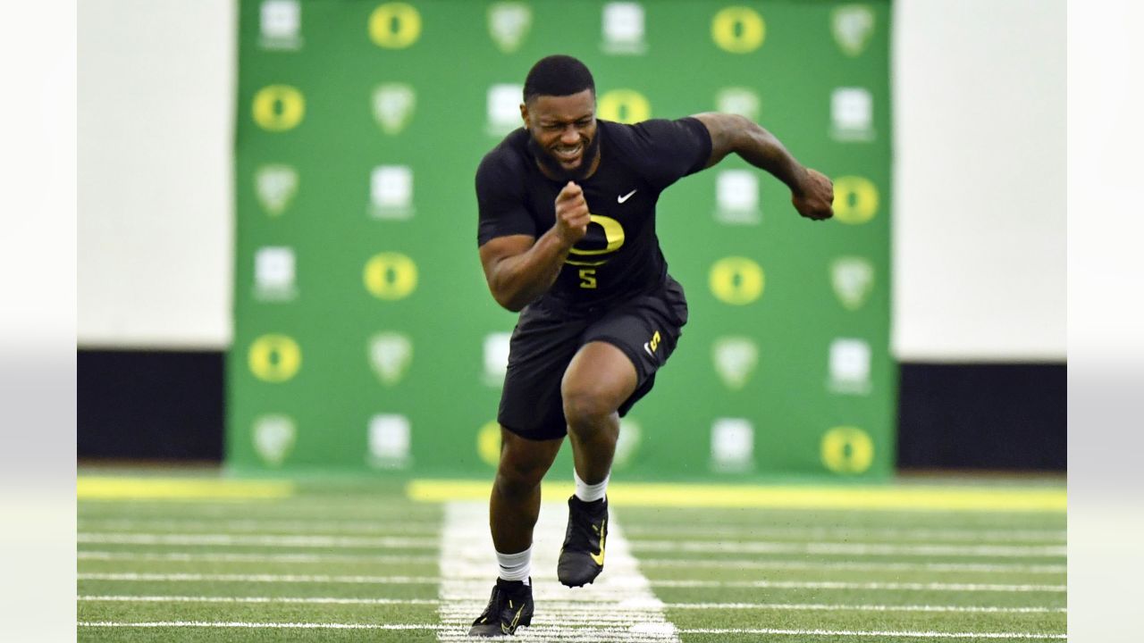 Another KT? Giants pick Oregon's Kayvon Thibodeaux in 1st round as one of  the NFL Draft's most controversial figures — fair or not 