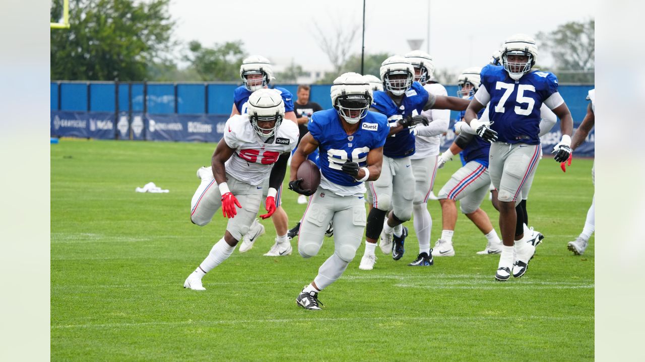 Darnay Holmes is stealing show at Giants training camp