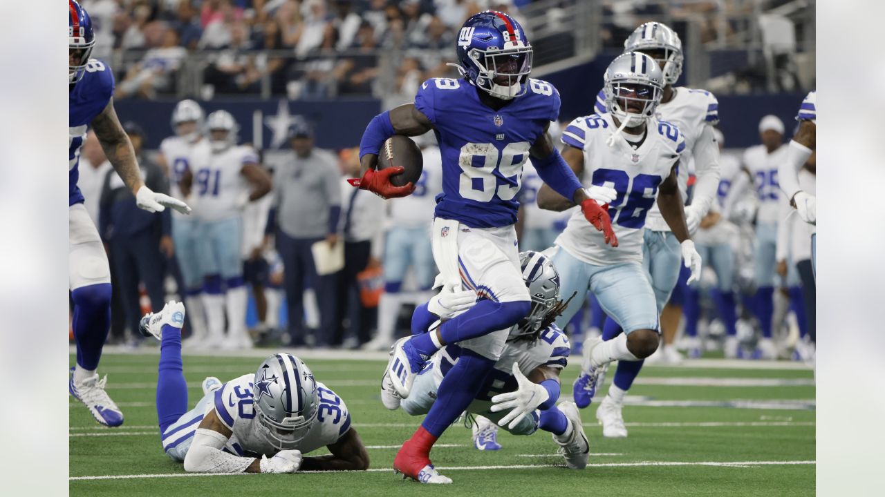 Giants ravaged by injuries, lose Barkley, Jones, Golladay in loss to Cowboys