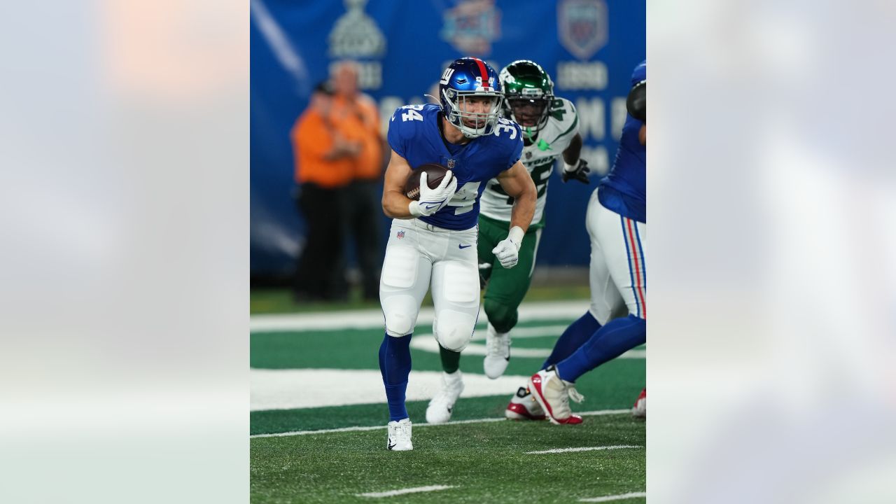 New York Giants running back Sandro Platzgummer (34) practices before a  preseason NFL football game against the New York Jets, Sunday, Aug. 28,  2022, in East Rutherford, N.J. (AP Photo/Adam Hunger Stock