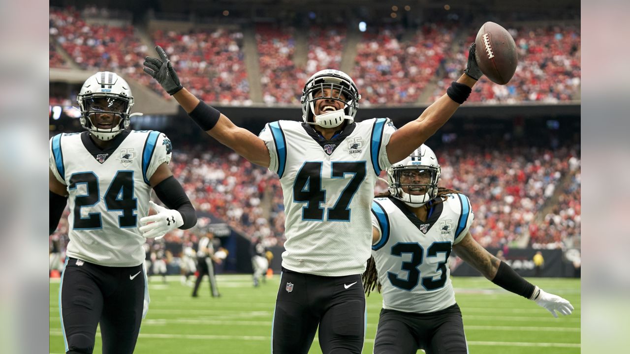 Carolina Panthers' James Bradberry (24) runs a drill during an NFL