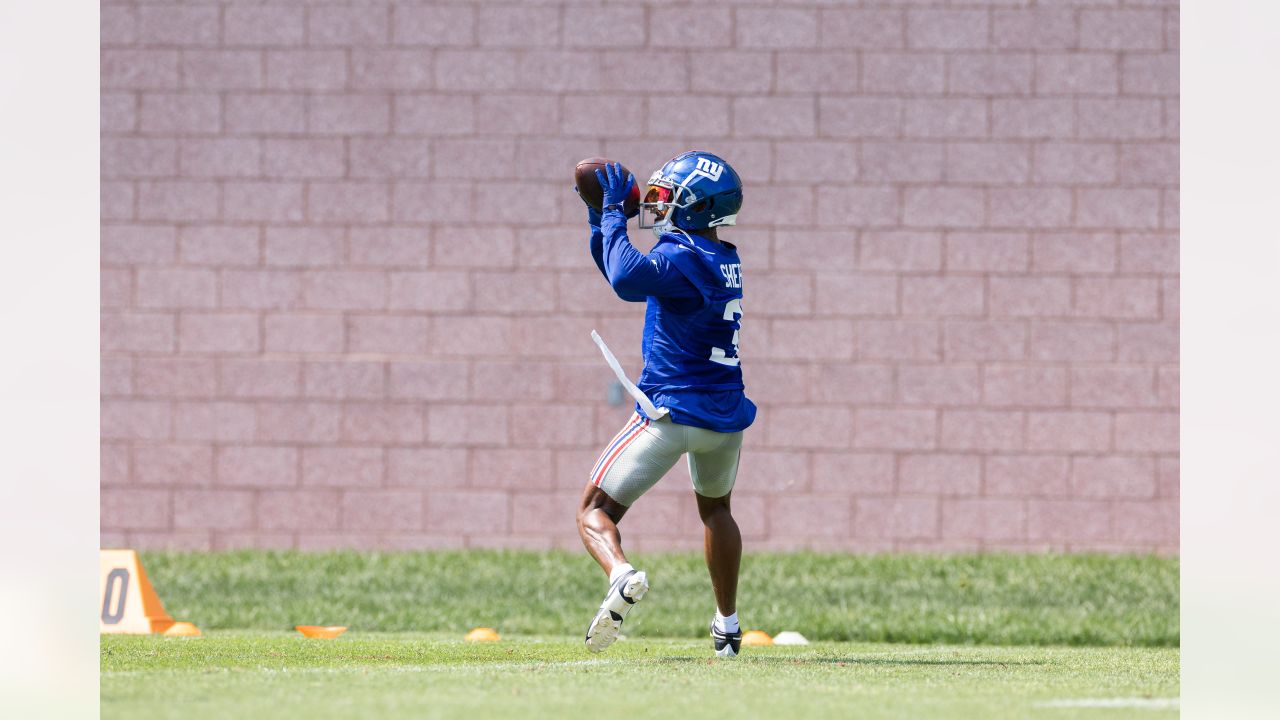 Saquon Barkley's NFL journey began with family moving from New York for a  better life, now he's back to make them and Giants proud – New York Daily  News