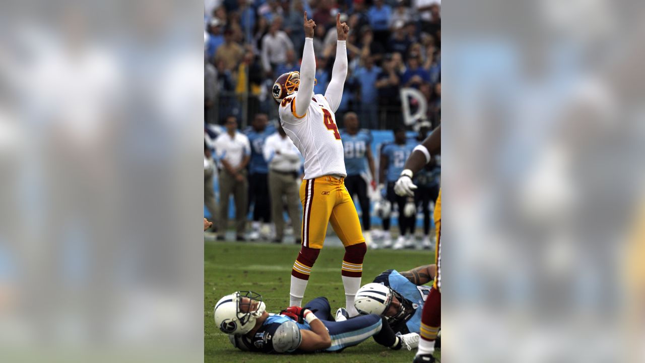 Giants sign kicker Graham Gano; Cody Core to IR