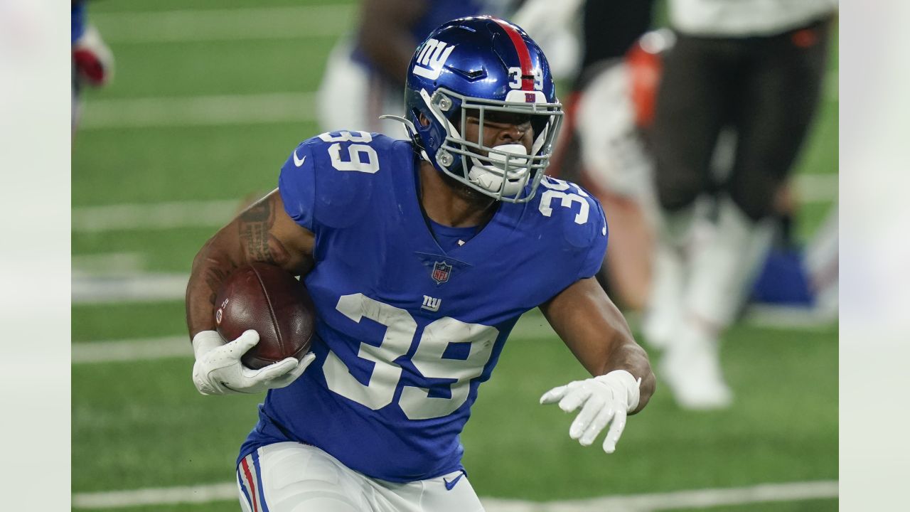 New York Giants running back Elijhaa Penny (39) is tackled by the Minnesota  Vikings during the fourth quarter of an NFL football game, Sunday, Oct. 6,  2019, in East Rutherford, N.J. (AP