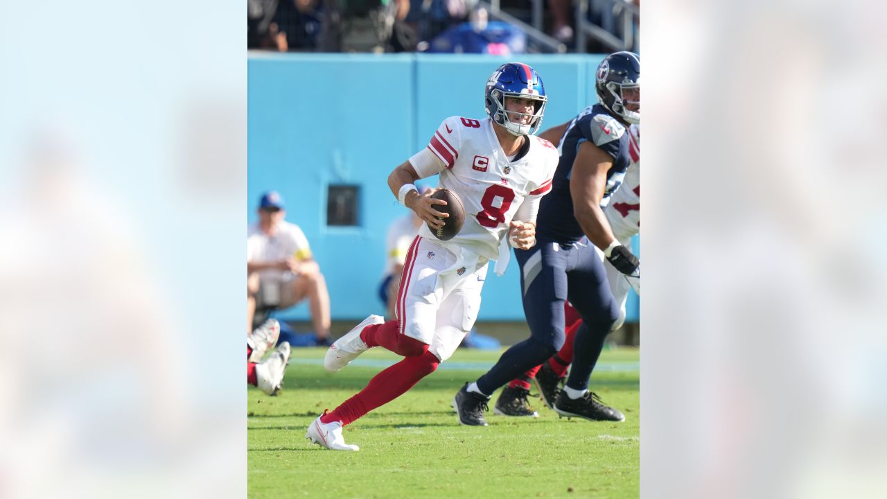 Tennessee Titans running back Terrance West (35) runs the ball against the Tampa  Bay Buccaneers during an NFL football game Sunday, Sept. 13, 2015, in Tampa,  Fla. The Titans defeated the Bucs