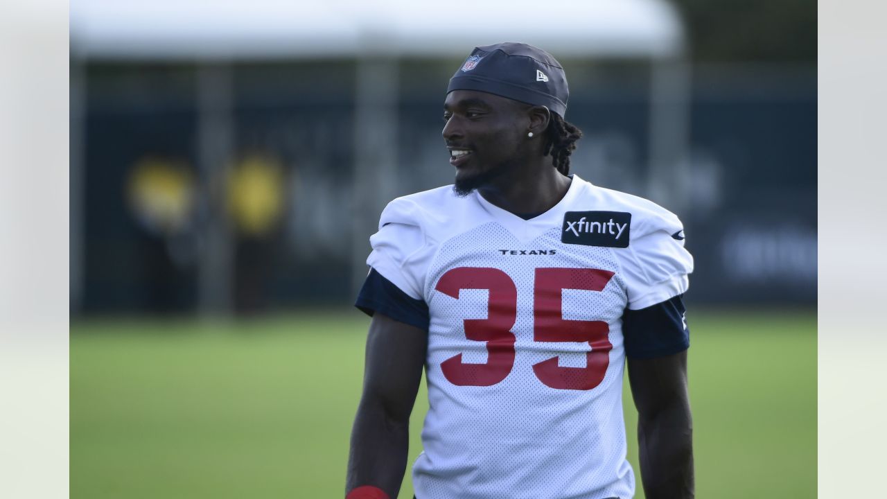 Giants trade 2023 draft pick for Texans CB Keion Crossen