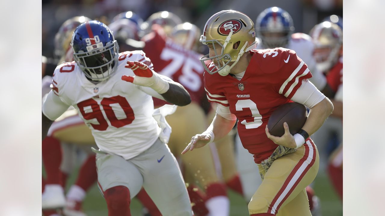 Former Giants teammates cheer on Buccaneers' Jason Pierre-Paul