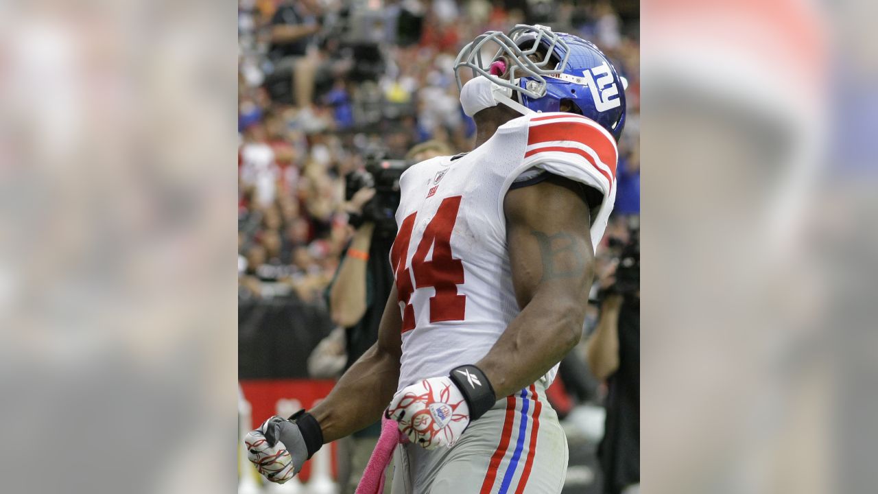 Indianapolis, USA. 23rd Dec, 2018. New York Giants running back Saquon  Barkley (26) during pregame of NFL football game action between the New  York Giants and the Indianapolis Colts at Lucas Oil