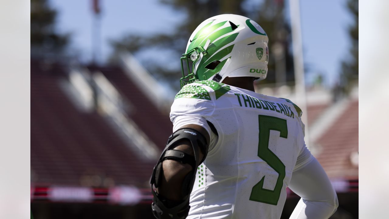 Oregon Ducks Football Defensive End Kayvon Thibodeaux Drafted Fifth Overall  by New York Giants in 2022 NFL Draft - Sports Illustrated Oregon Ducks  News, Analysis and More