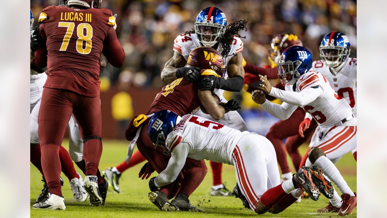 Giants DE Kayvon Thibodeaux surprises mom with new house: 'It's a blessing'