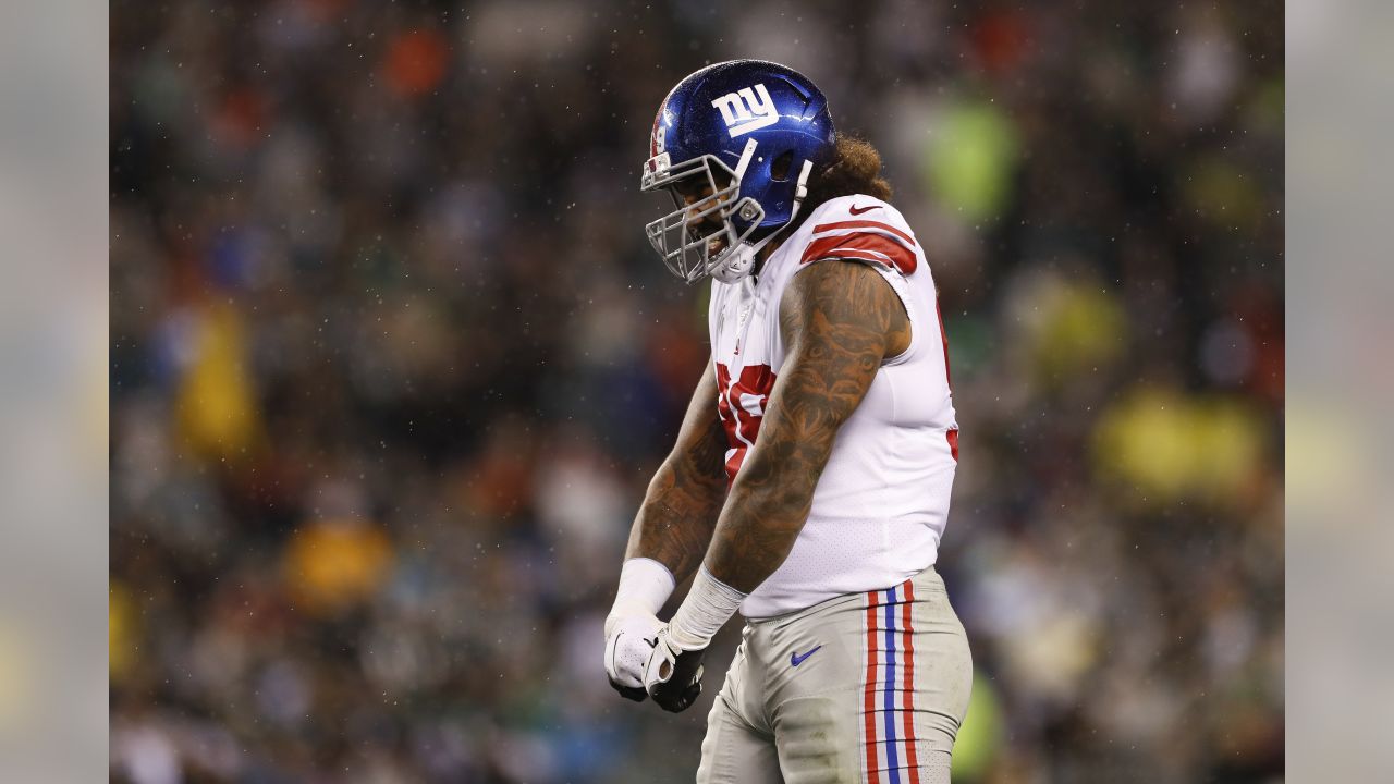 New York Giants defensive end Leonard Williams (99) reacts in the