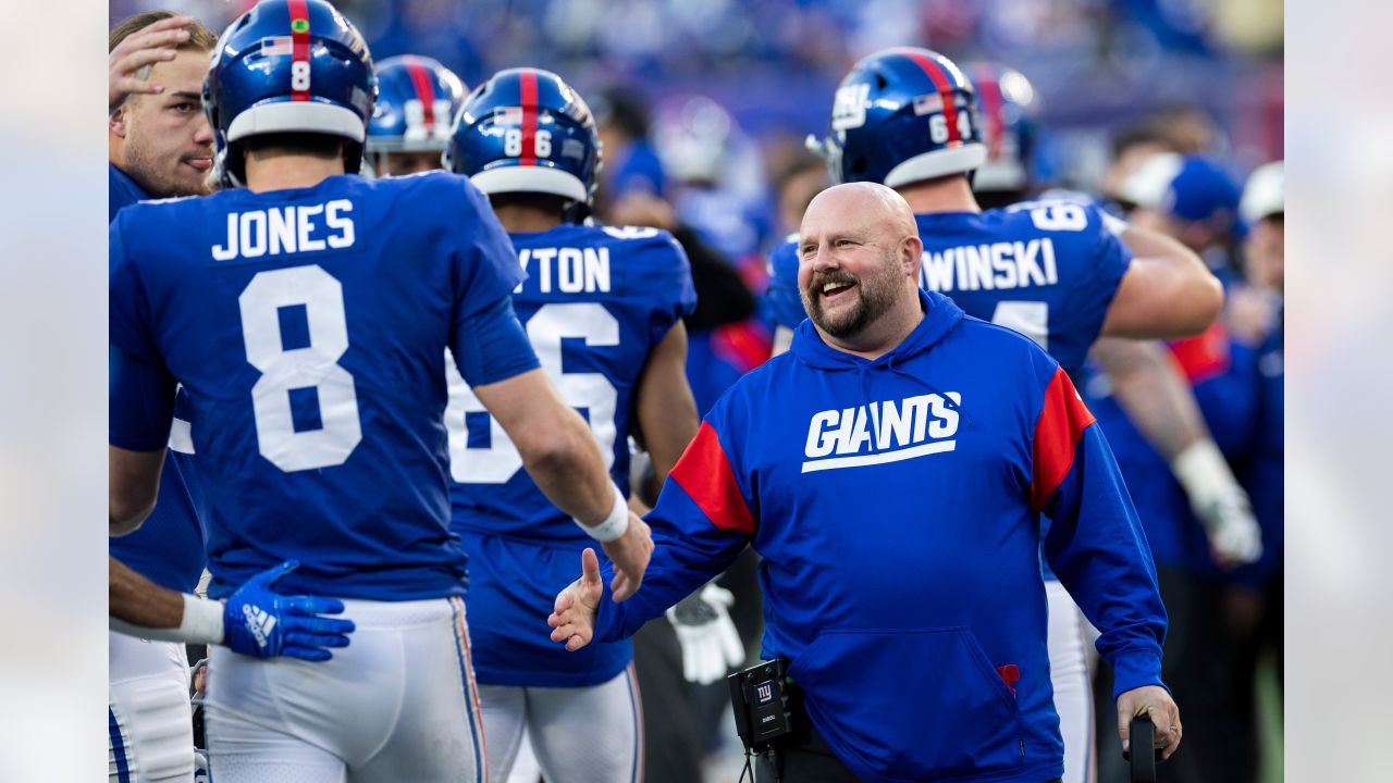 Brian Daboll Wears Classic Air Jordans before Giants Game - Sports  Illustrated FanNation Kicks News, Analysis and More