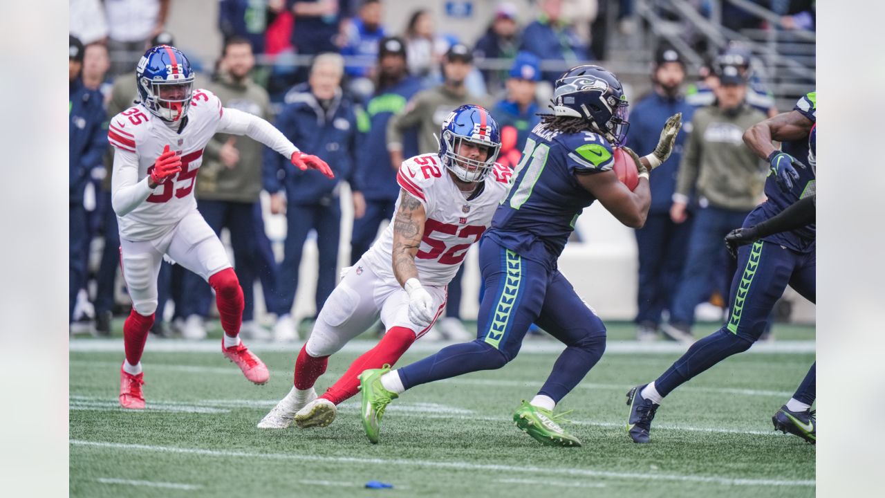 Giants fall to Seahawks, enter bye 6-2