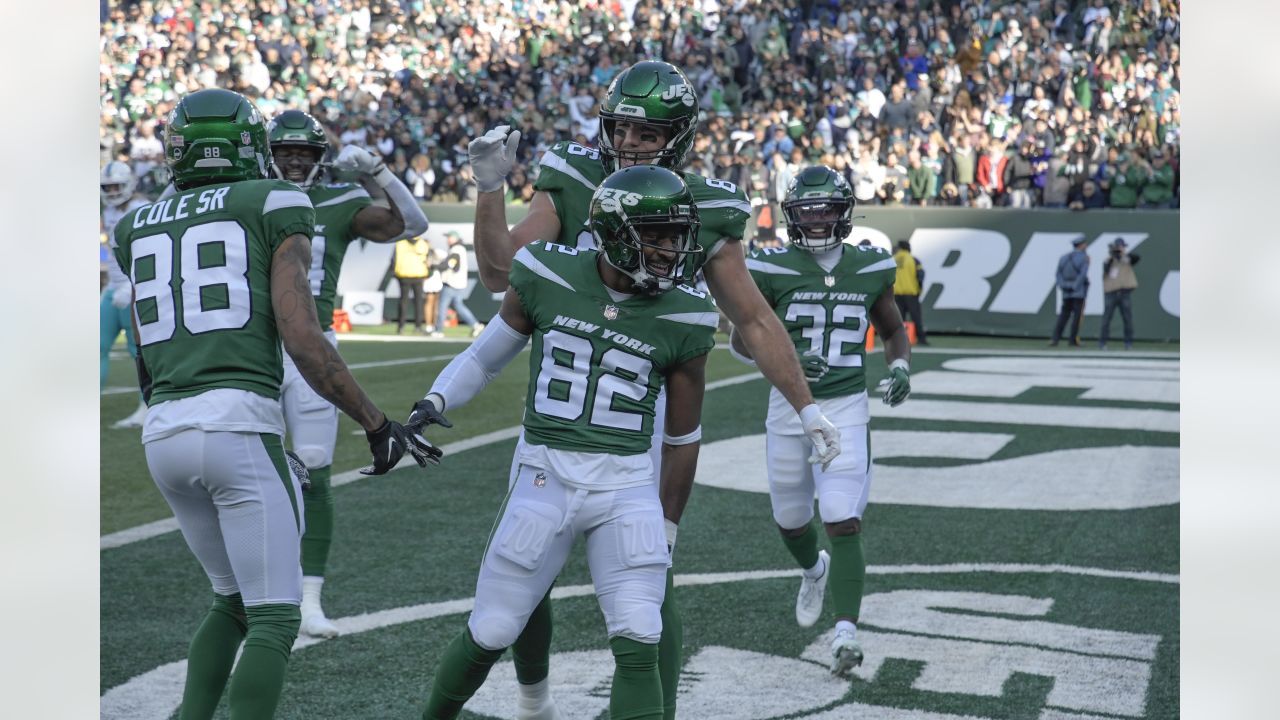 New York Jets' Jamison Crowder (82) is forced out of bounds during the  second half of an NFL football game against the Buffalo Bills Sunday, Sept.  8, 2019, in East Rutherford, N.J. (