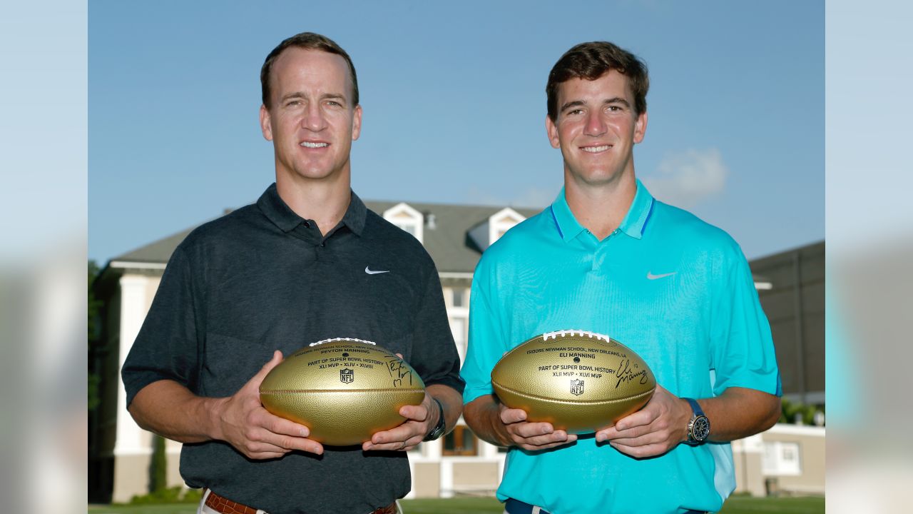 Eli & Peyton Manning to coach 2023 Pro Bowl Games