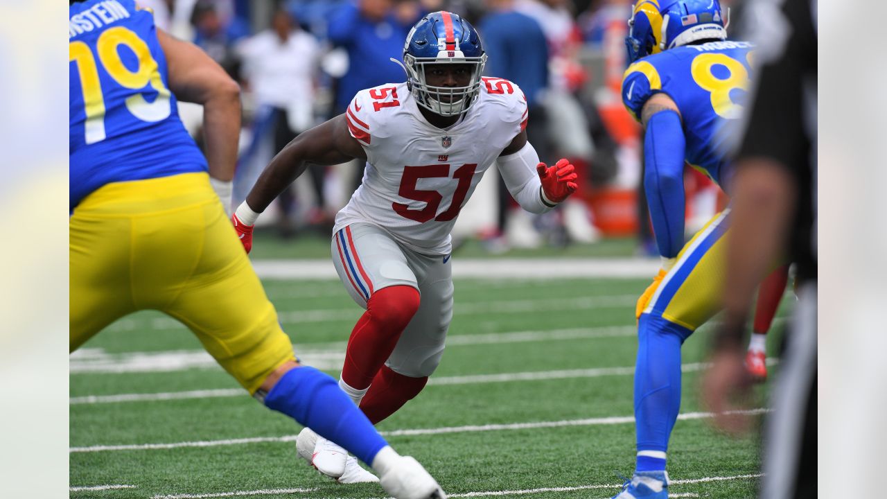 Giants news, 11/30: Getting Barkley going, Ojulari, Neal, more headlines -  Big Blue View