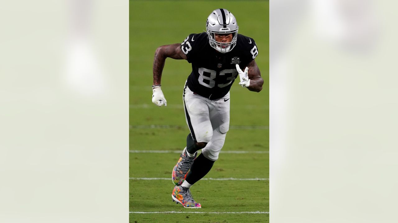 Giants acquire Raiders TE Darren Waller in move Josh Jacobs doesn