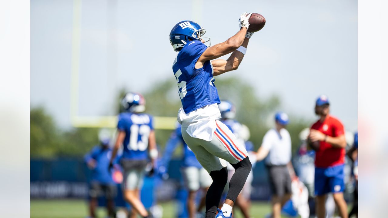 Giants' Daniel Jones-Darren Waller connection impresses as starters make  preseason debut vs. Panthers 