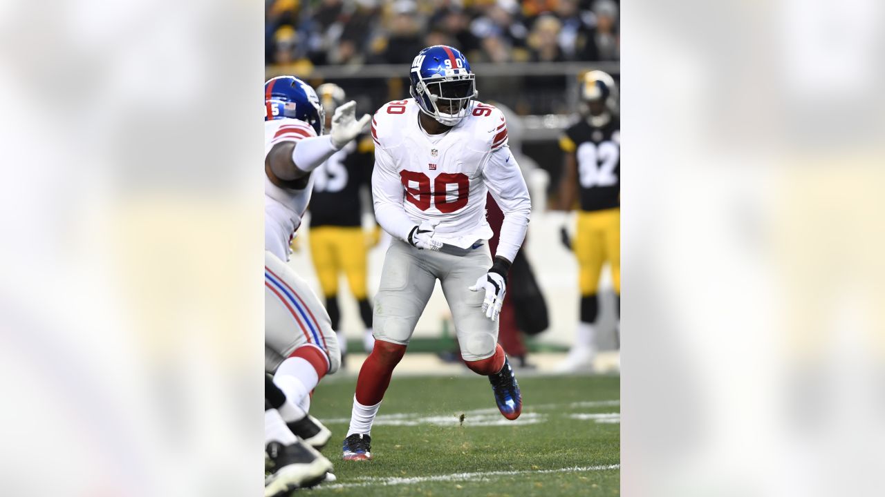 Politi: Giants' playoff future could rest on Justin Tuck as they