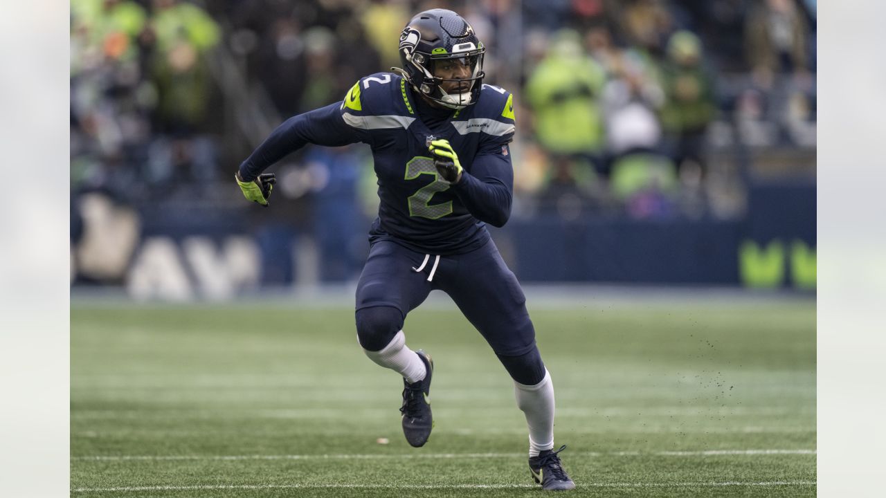 GREEN BAY, WI - NOVEMBER 14: Seattle Seahawks defensive tackle Al Woods (99)  mimics the call of