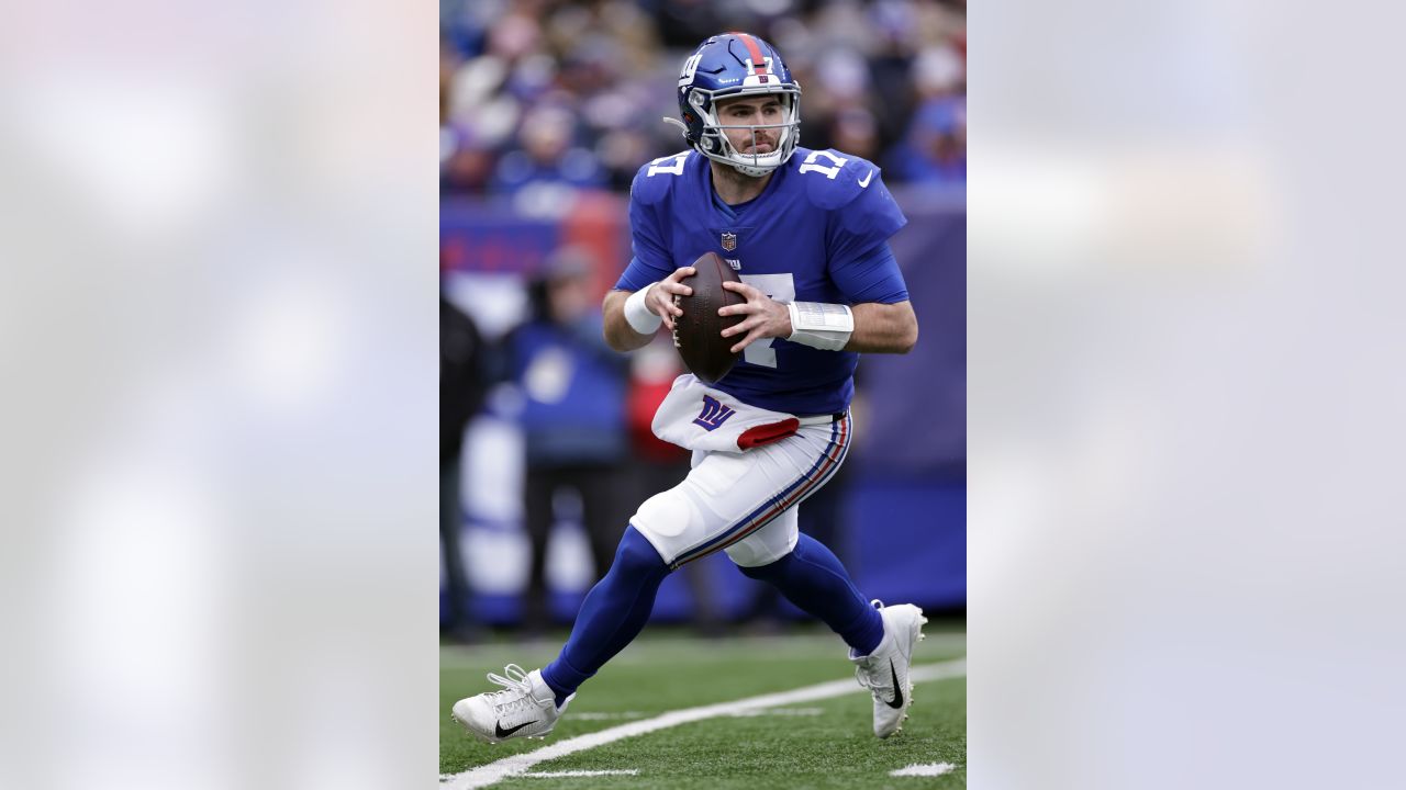 Giants' Jake Fromm a breath of fresh air at quarterback