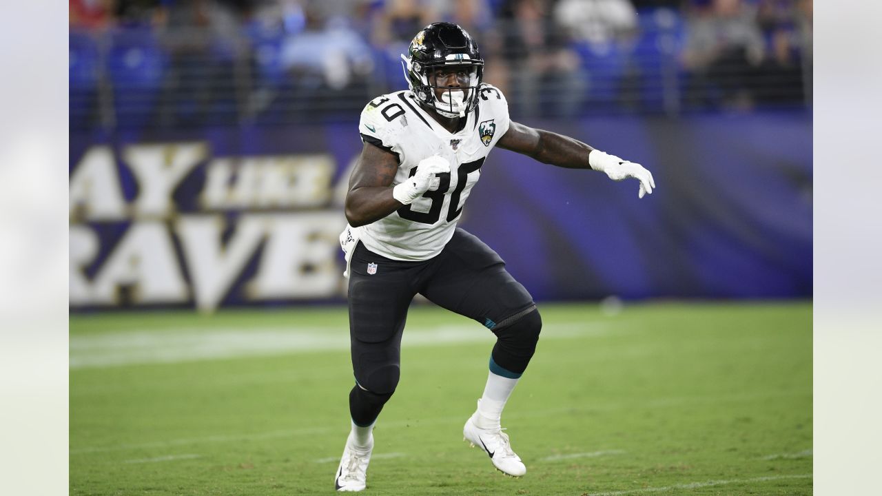 Jaguars waive RB Ryquell Armstead following season lost to COVID-19