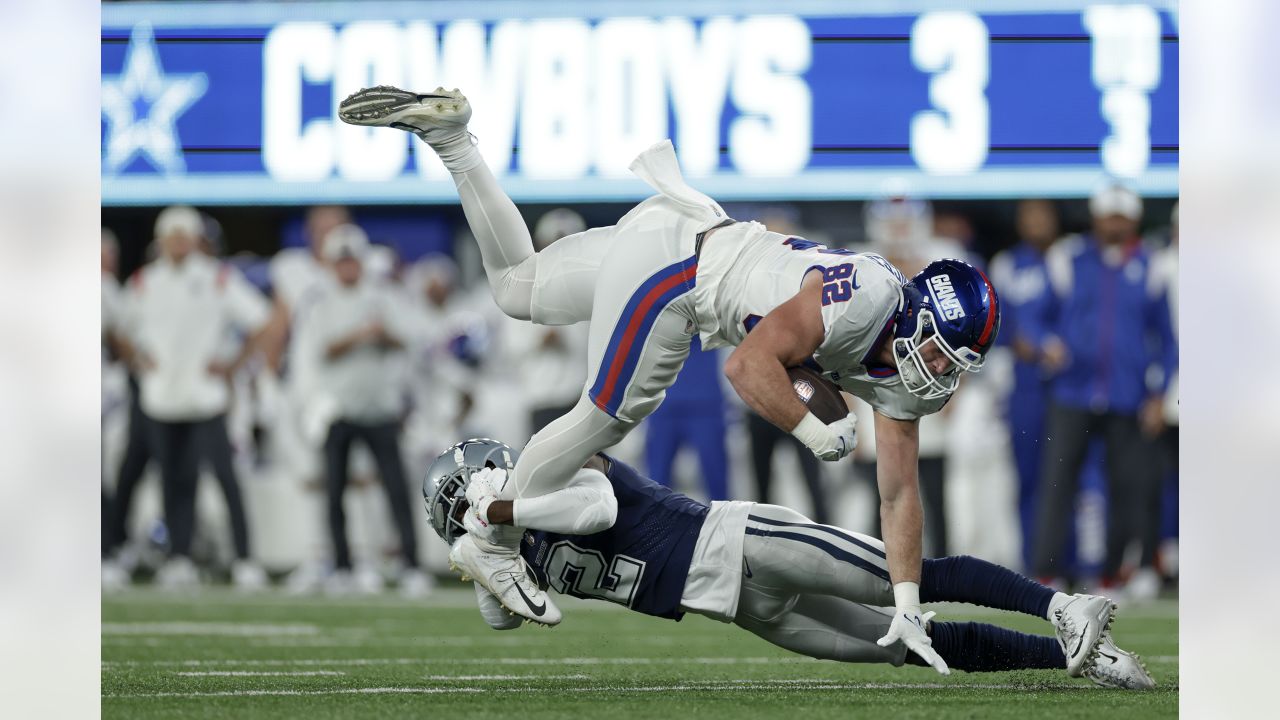 New York Giants' top WR Sterling Shepard tears ACL in loss to