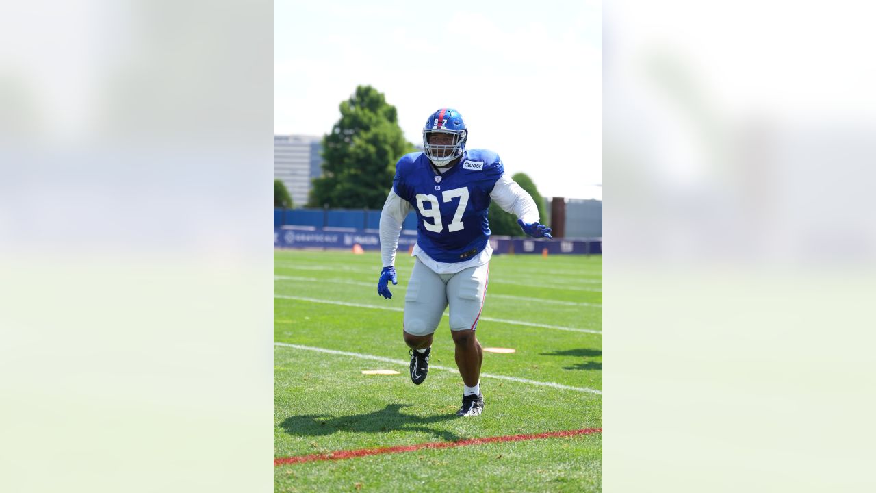 Giants place Darrian Beavers, Ricky Seals-Jones, Andre Miller on