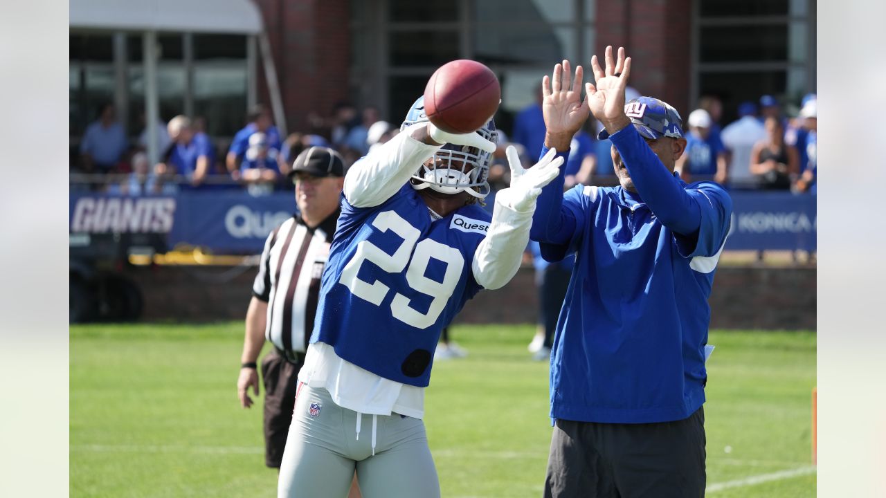 Rookie Evan Neal feels comfortable back in No. 73