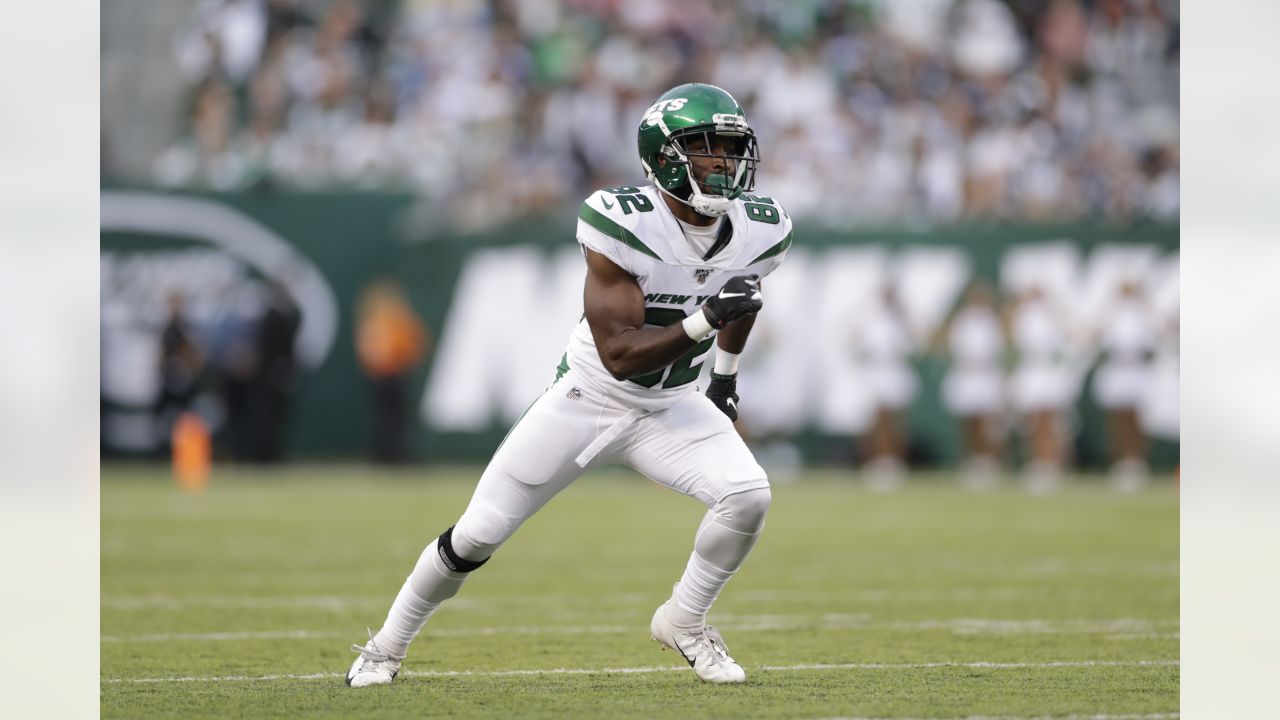 Jamison Crowder of the New York Jets in action against the Dallas