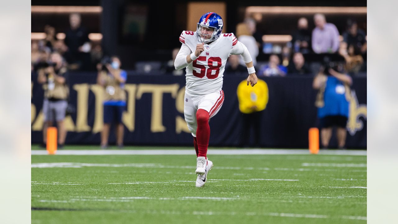 11 October 2009: New York Giants running back Gartrell Johnson (33) during  the Giants 44-7 win over the Raiders at Giants Stadium in East Rutherford,  NJ (Icon Sportswire via AP Images Stock Photo - Alamy