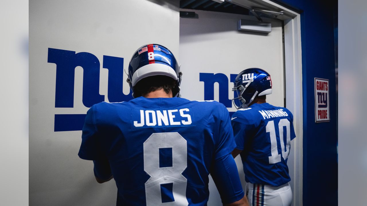 New York Giants: Eli Manning Grooms Young Receivers