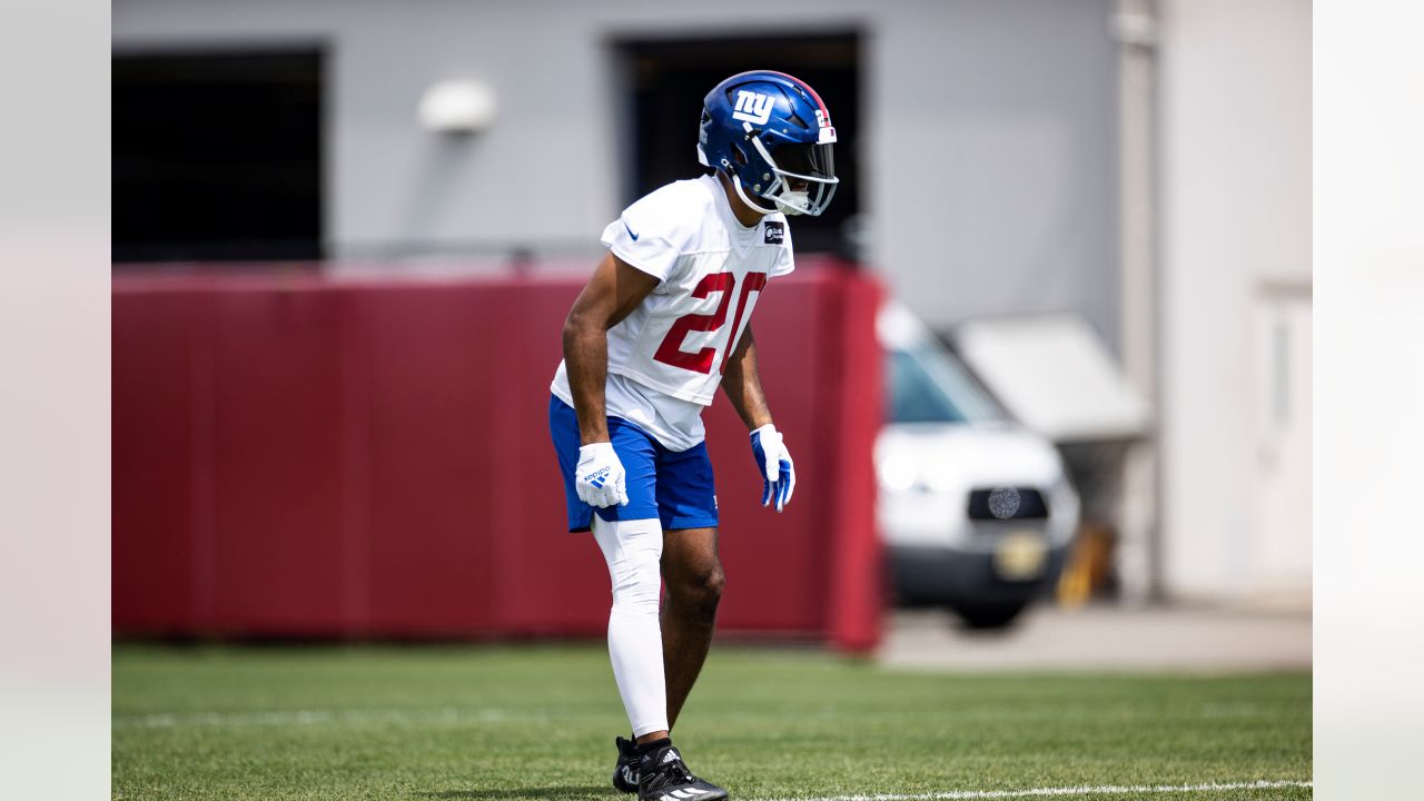 Giants rookie Daniel Bellinger is inspired by a long line of veterans