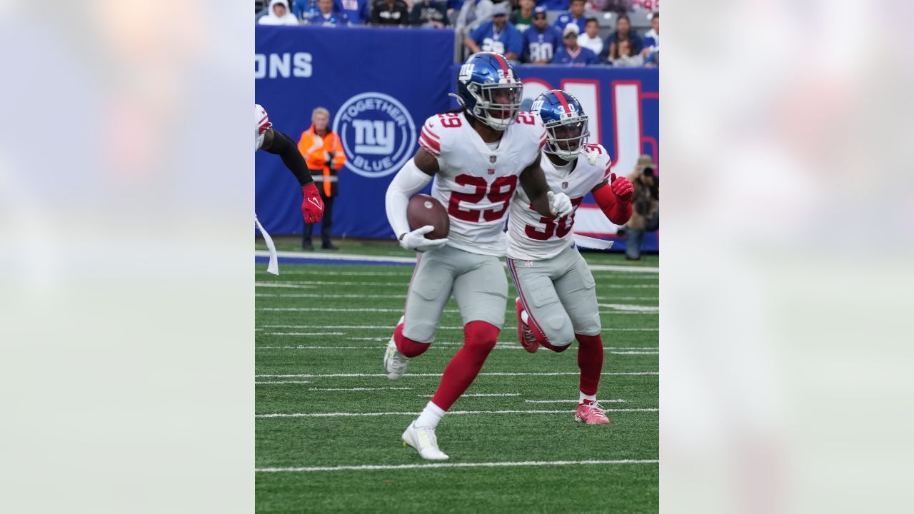 New York Giants safety Xavier McKinney (29) in coverage during an NFL  football game against the