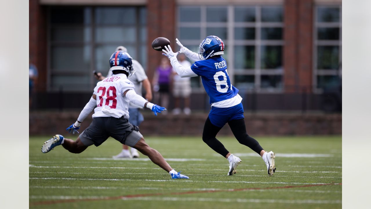 New York Giants 2022 Training Camp Roster Preview: TE Jordan Akins - Sports  Illustrated New York Giants News, Analysis and More