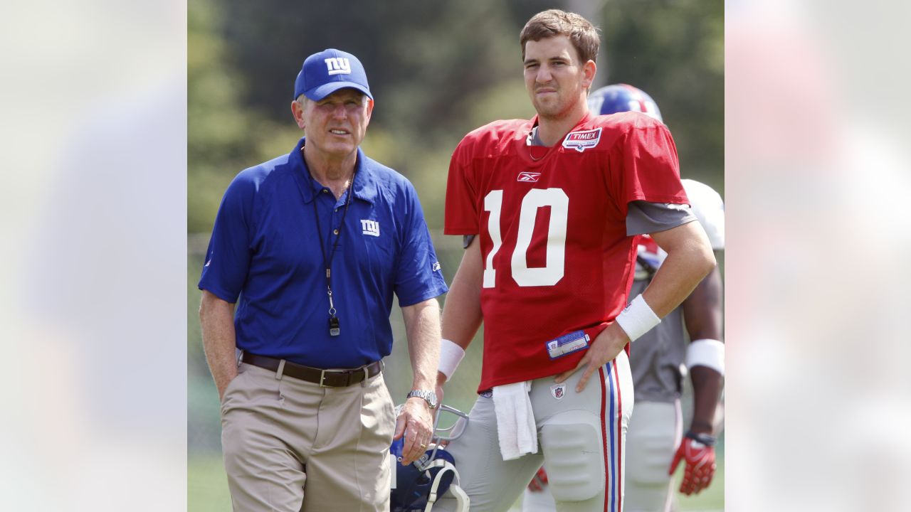 Eli Manning & Tom Coughlin Re-Live Magical 2007 Season