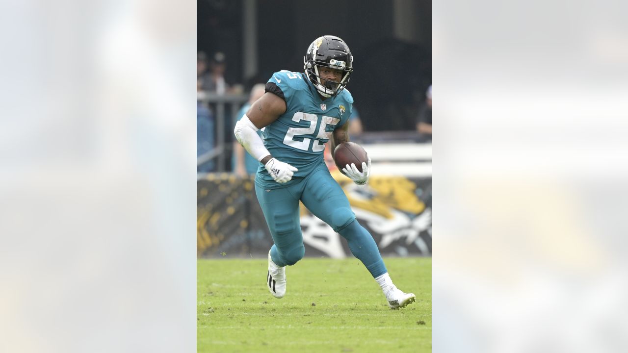 NY Jets Add RB James Robinson in Trade with Jaguars 