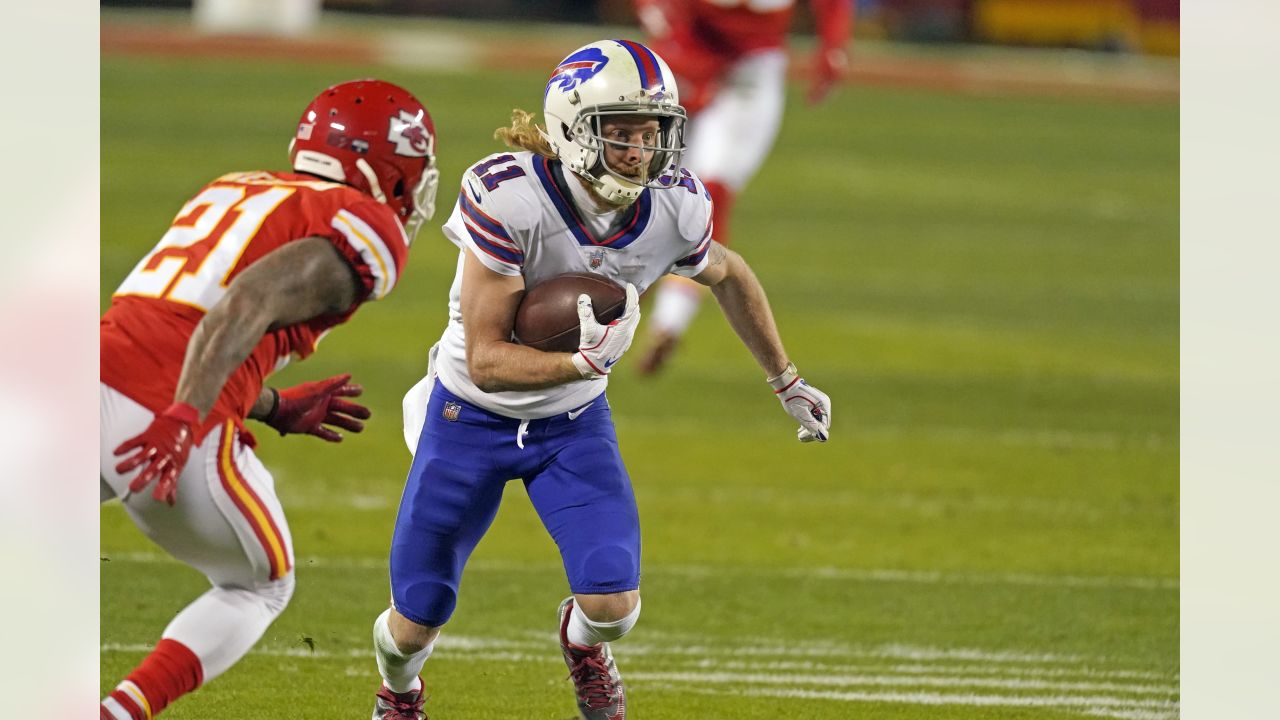 Buccaneers to Sign Veteran WR Cole Beasley, per Report - Sports Illustrated