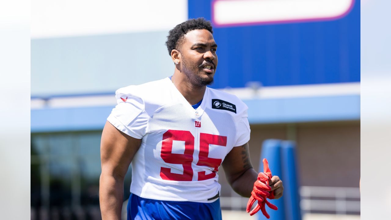 Jordon Riley is turning heads on the Giants' defensive line