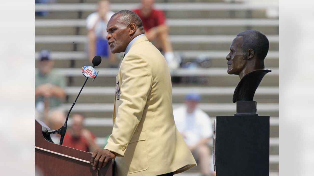 Giants Hall of Fame linebacker Harry Carson to be honored at Thurman Monson  Awards