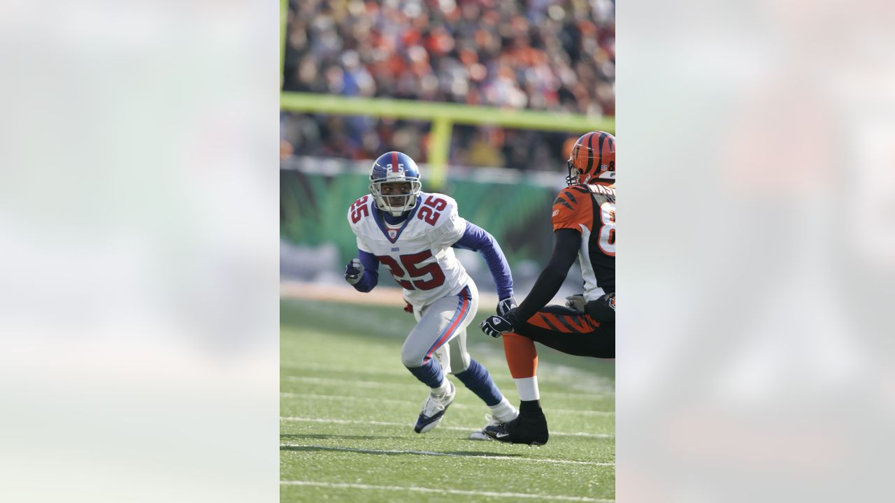 New York Giants linebacker Tomon Fox (49) during an NFL preseason football  game against the Cincinnati Bengals, Sunday, Aug. 21, 2022 in East  Rutherford, N.J. The Giants won 25-22. (AP Photo/Vera Nieuwenhuis