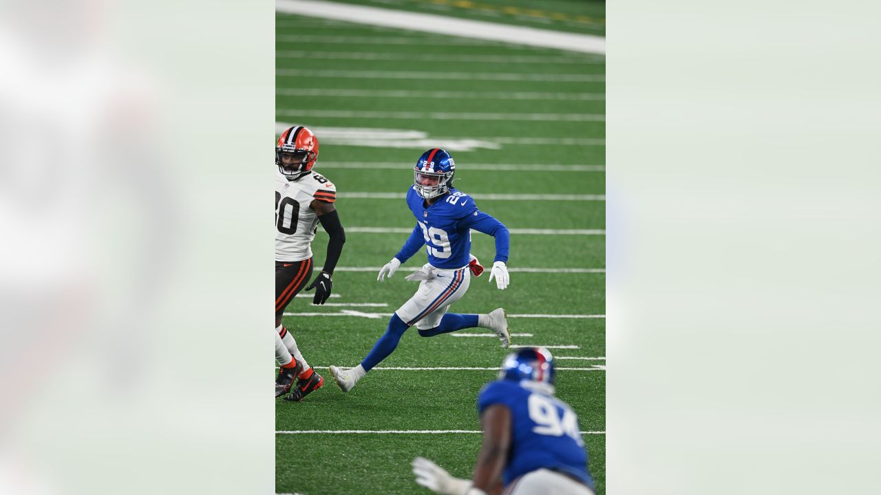 Giants S Xavier McKinney earns NFC Defensive Player of the Week